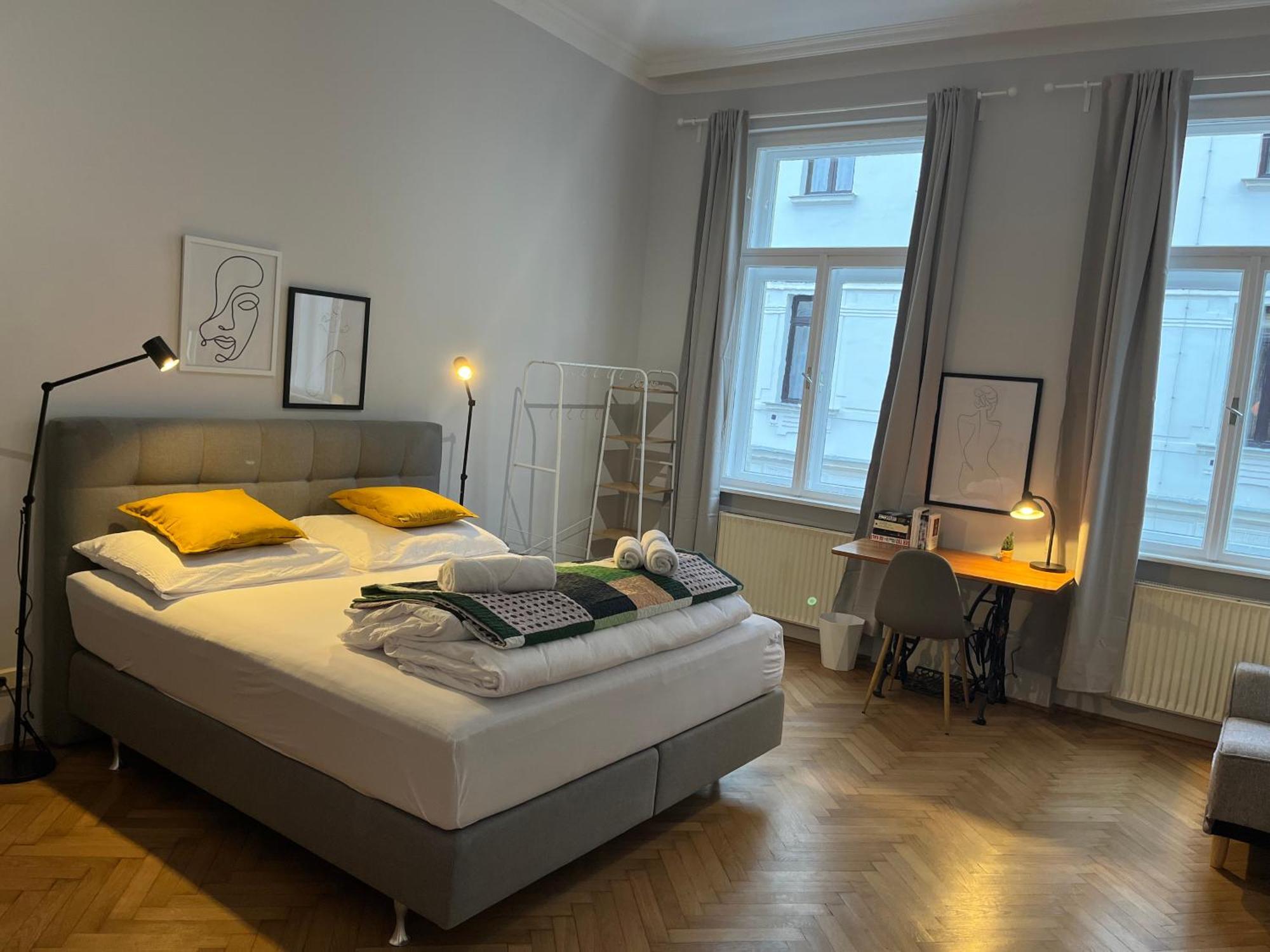 Grosszuegiger Wiener Altbau Gleich Neben Schoenbrunn Extérieur photo